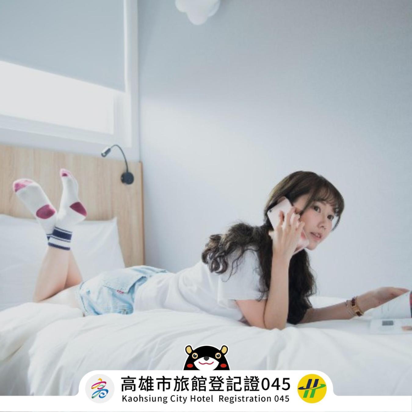 Single Inn-Kaohsiung Station Exteriör bild