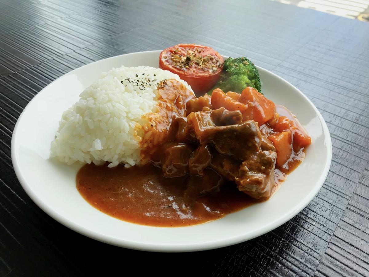 Single Inn-Kaohsiung Station Exteriör bild